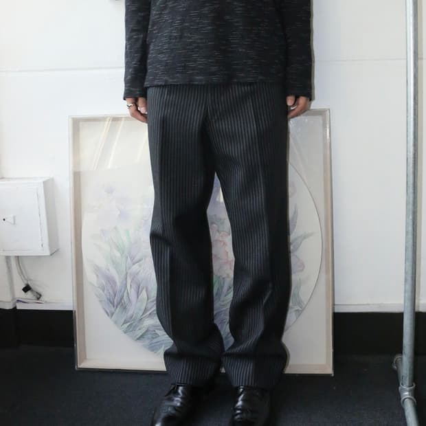 핀스트라이프 트라우저