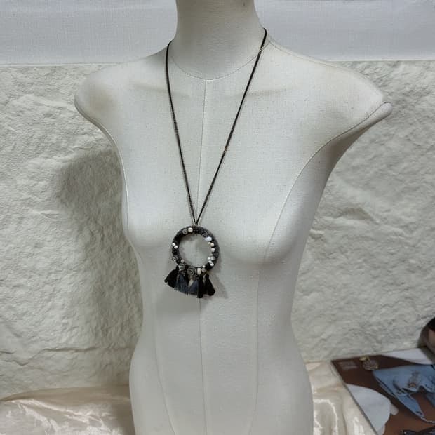 빈티지 백송석 오리엔탈 장미 태슬 목걸이