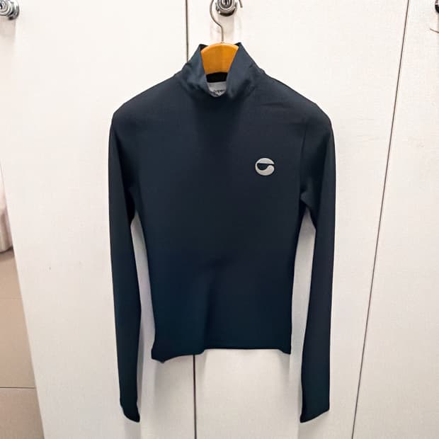 (정품/새상품) COPERNI 코페르니 여성 블랙 타이트 하이넥 탑