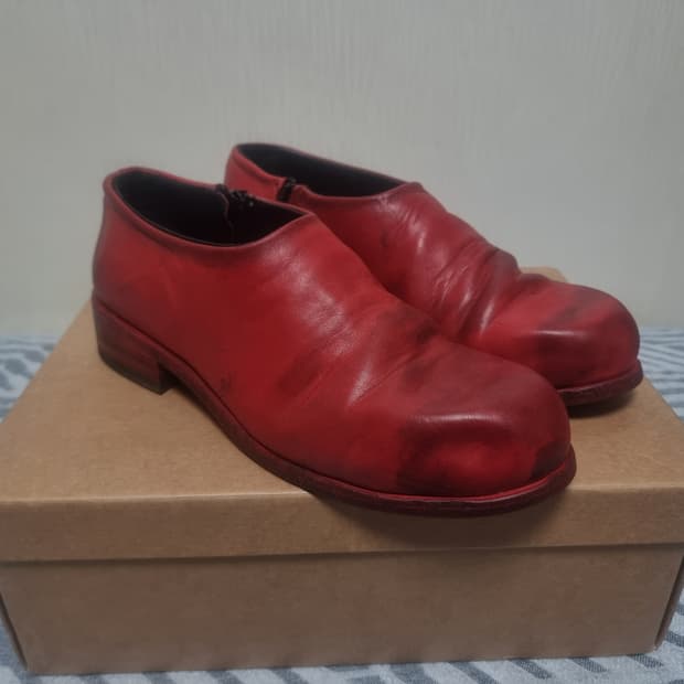 에드워드커밍 BUBBLE TOE ZIP-ON Dirtyred 41size