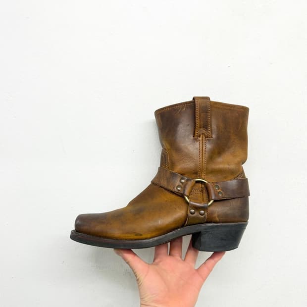 Frye 하네스 바이커 부츠 (Made in USA)