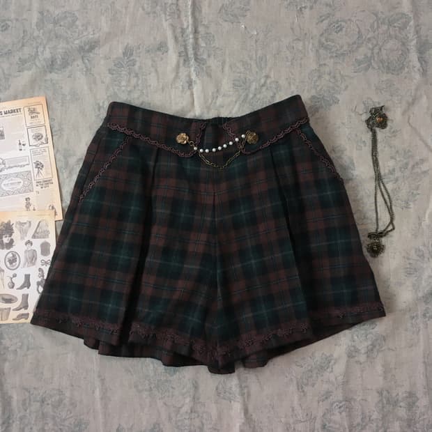 axes femme green burgundy check antique 