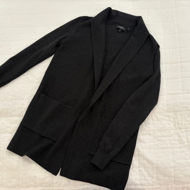 띠어리 울 니트 가디건