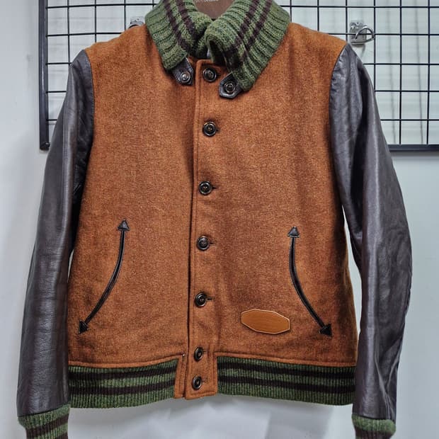 100L 커스텀멜로우(코오롱) 모 혼방 소가죽 자켓.