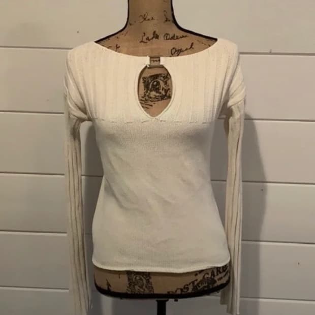 AX 아르마니 익스프레스 Y2K 키홀 컷아웃 니트