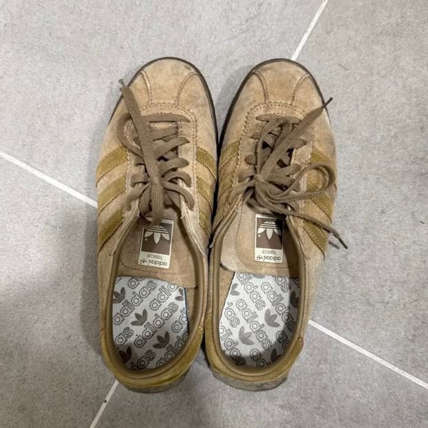 아디다스 토바코 브라운