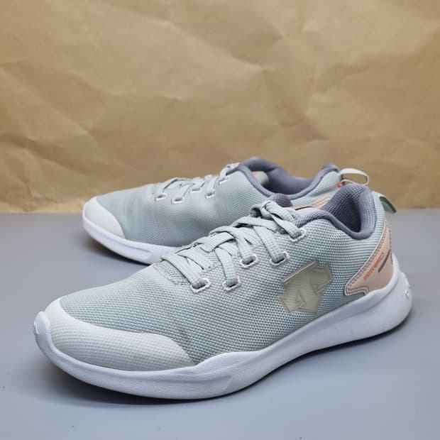 데상트 스카이 브리드 여성운동화240 