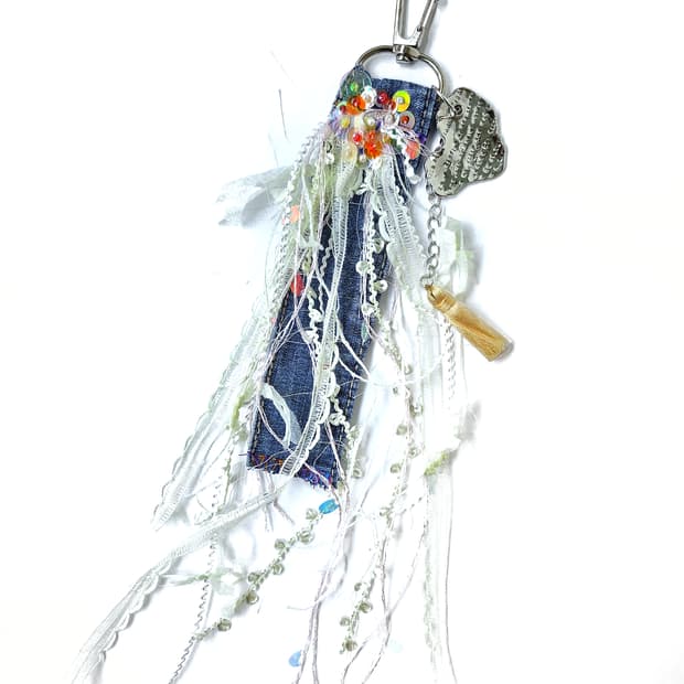 [키링] Beaming spangles denim keychain