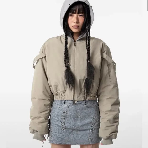 Leey 엘이이와이 인시젼 셔링 봄버자켓