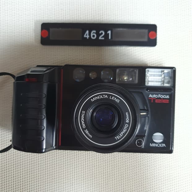 미놀타 AF-텔레 데이터백 필름카메라