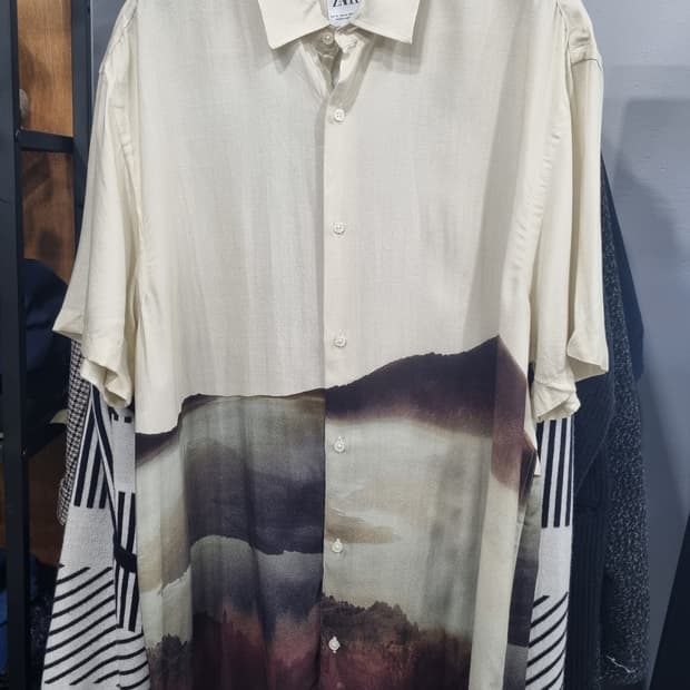 ZARA 레귤러핏 남성 반팔셔츠 XL(가단55) 상태9/10