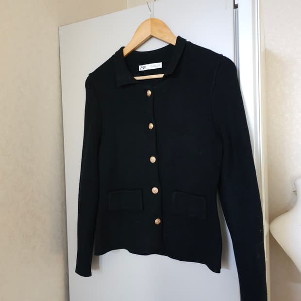 자라 블랙 금장 버튼 가디건