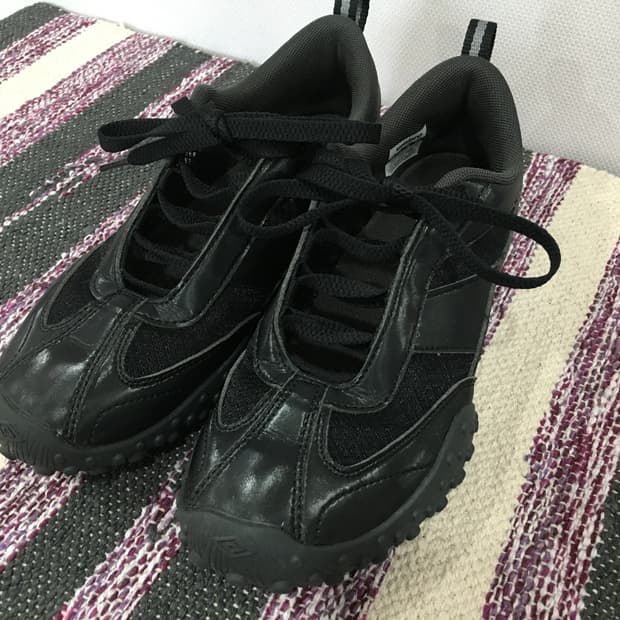 (240) 엄브로 메이브 블랙