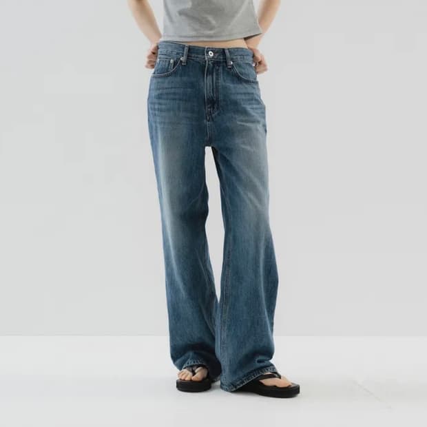 새상품 택o) 코어드 빈티지 워싱 데님 미들블루