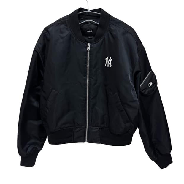 MLB 미디움 로고 패디드 뉴욕양키스 크롬 점퍼