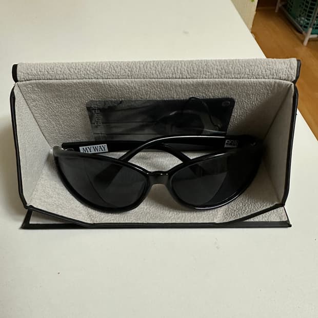 바조우 안경 99%is