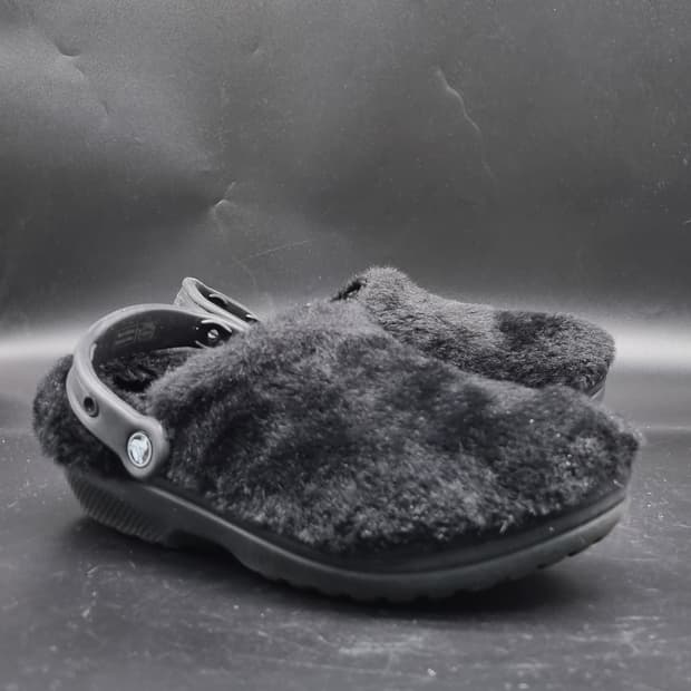 크록스 클래식 퍼 슈어 클로그m7 260 