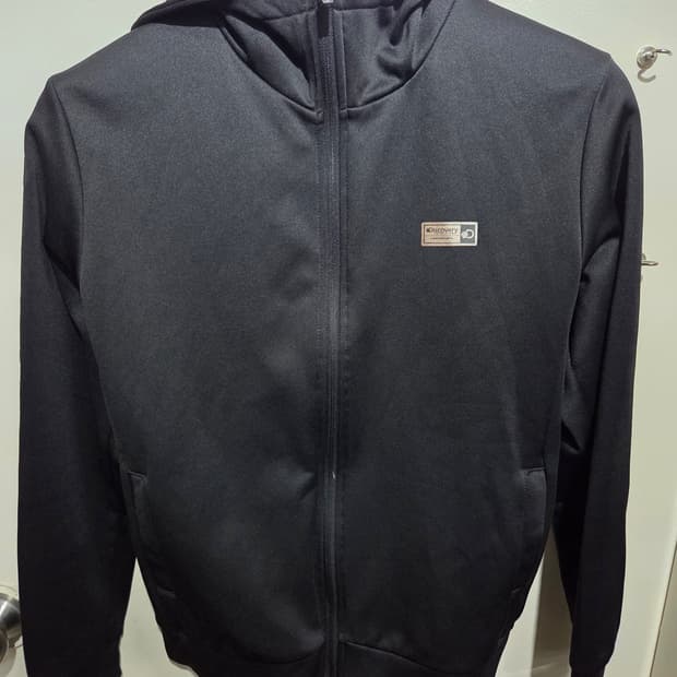 디스커버리후드집업