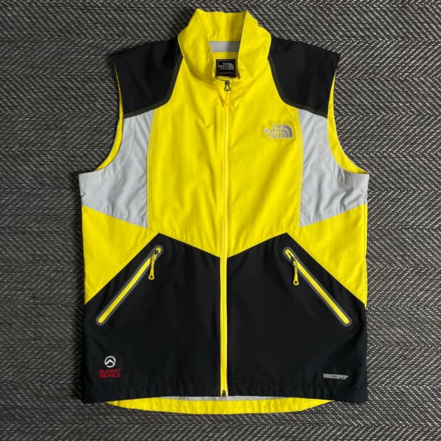 노스페이스 서밋시리즈 배색 경량 바람막이 베스트o 3196