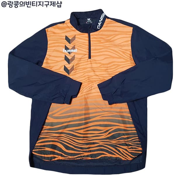 험멜 빈티지 스트릿 웜업 맨투맨