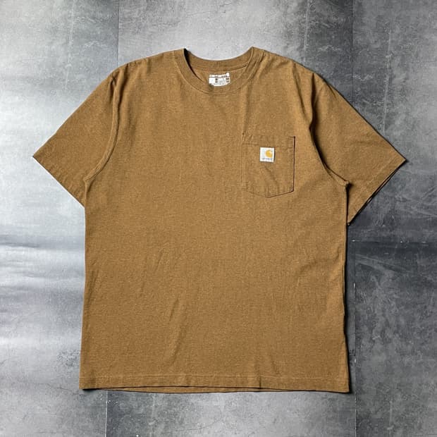 CARHARTT 칼하트K87 빈티지 카멜 포켓 반팔티셔츠 A01033