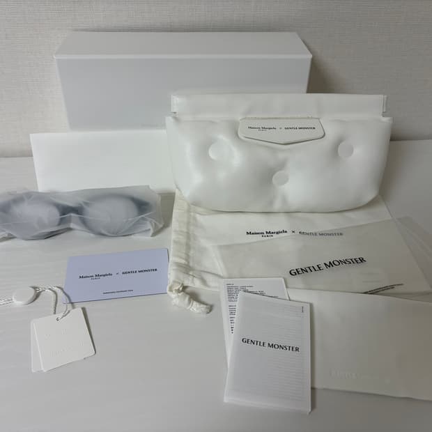 젠틀몬스터x메종마르지엘라 MM111 블랙