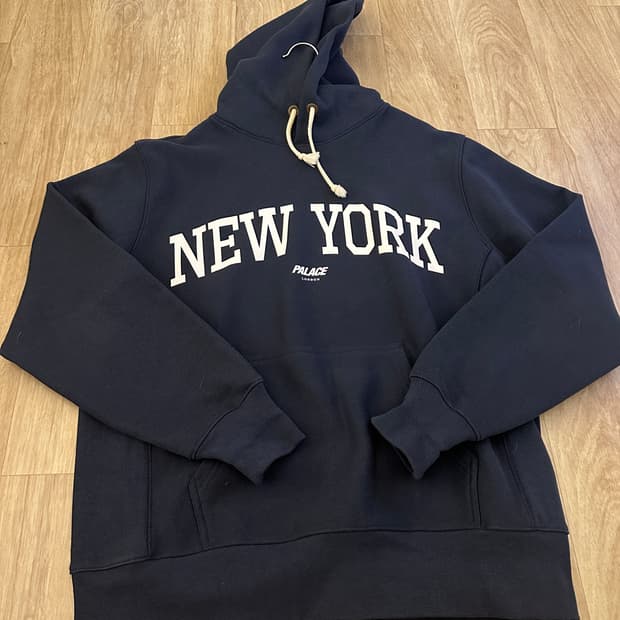 팔라스 뉴욕 후드티