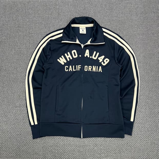 착샷O 후아유 네이비 져지