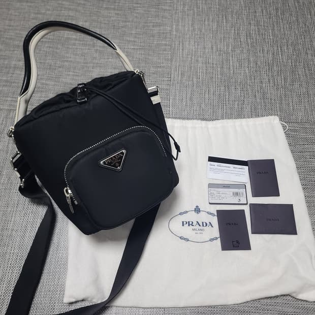 프라다 패딩 버킷백 나일론 1be026 크로스백 토트백 프라다 패디드백