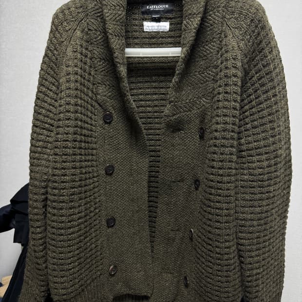 이스트로그 아란 점퍼