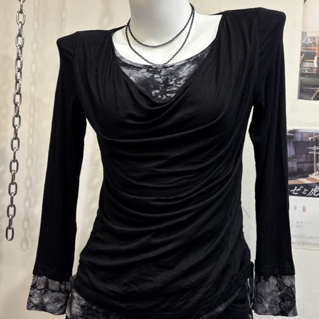 body line 바디라인 나염 레이어드 셔링 리본 블랙 롱슬리브 펑크