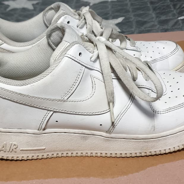 나이키 에어포스1 07 로우 스니커즈 화이트 (290)