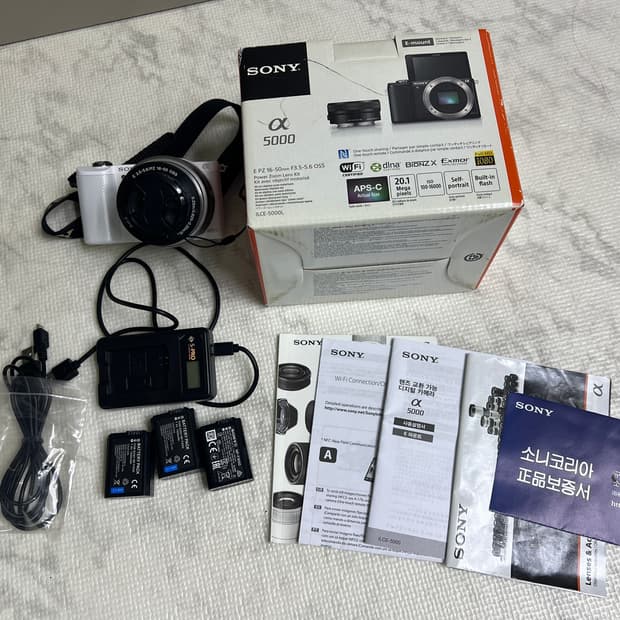 소니 알파 5000 (a5000)