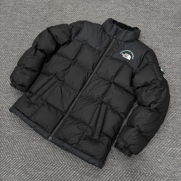 노스페이스 패딩 블랙