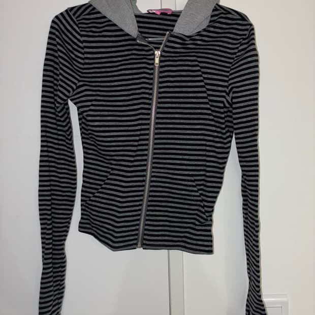 Edikted 워머 후드집업 