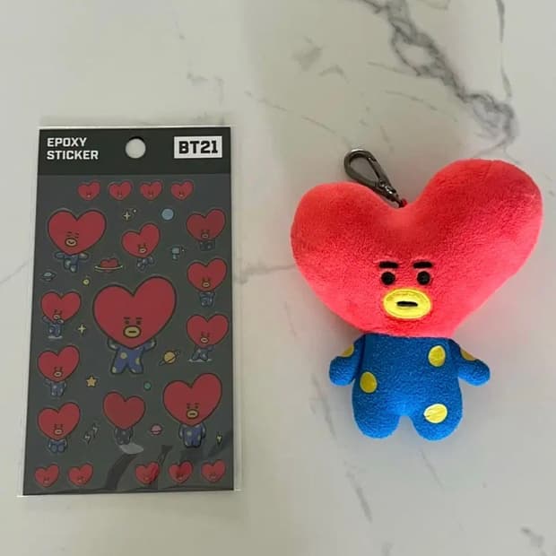 BT21 타타 백참 키링 +스티커