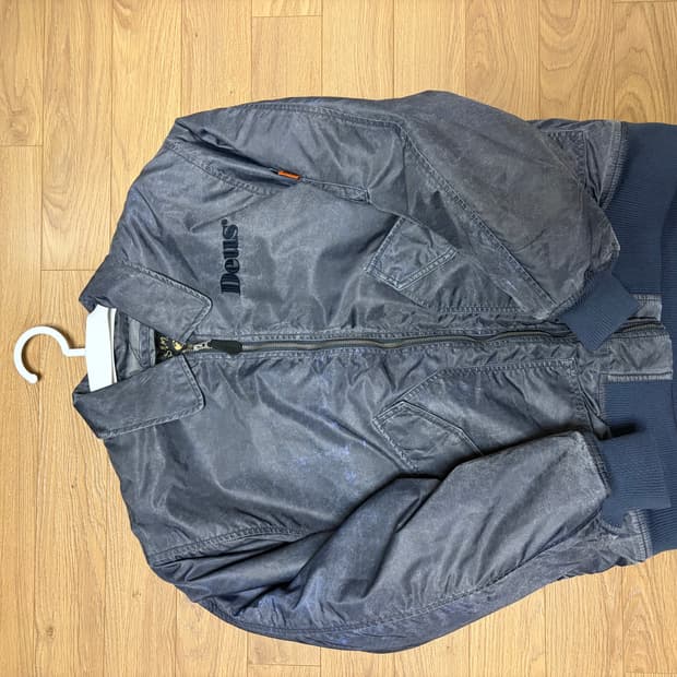 Deus ex machina ma-1 자켓