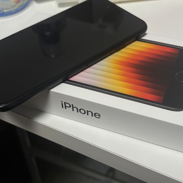 아이폰se3 128GB 미드나이트 색상