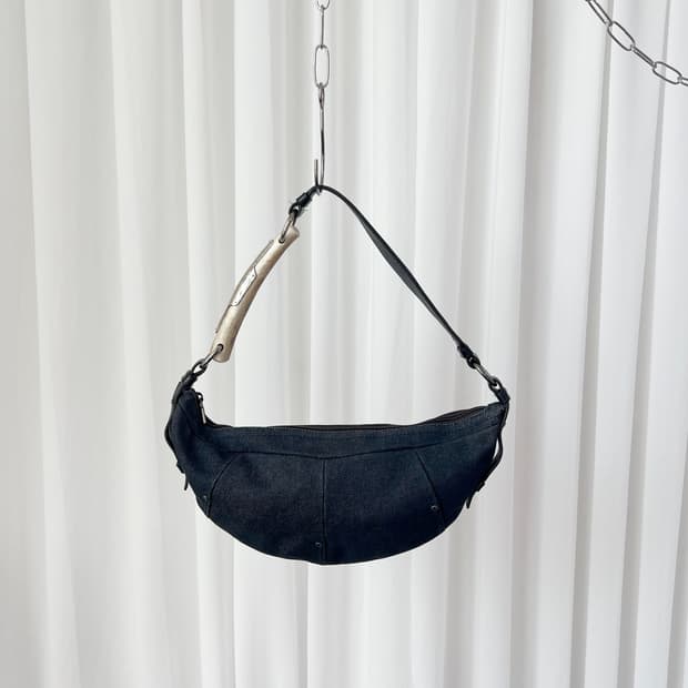 생로랑 SS02 몸바사 데님 숄더백