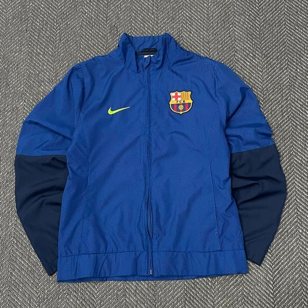 나이키 바르셀로나 바람막이 v0151