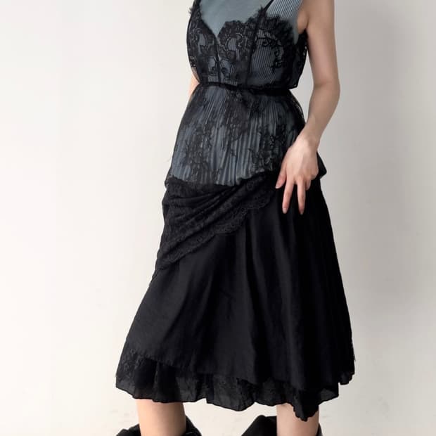 Lace camisole sleeveless ops / black