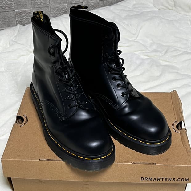 닥터마틴 1460 벡스 300