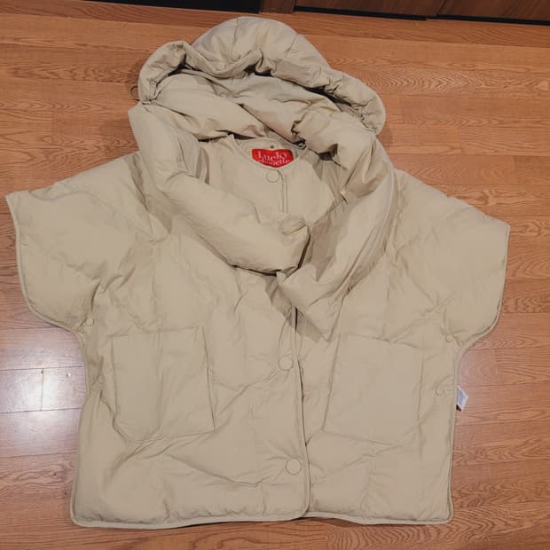 럭키슈에뜨 구스다운 판초패딩55~77