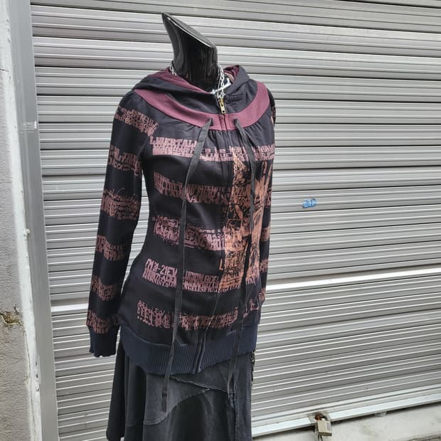 LIBERTALIA Hooded zip-up 