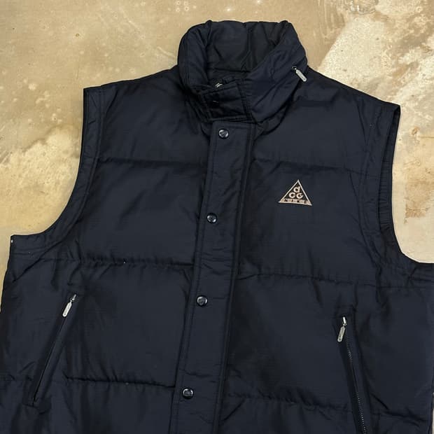 100 나이키 acg 올드스쿨 구스다운 패딩 베스트