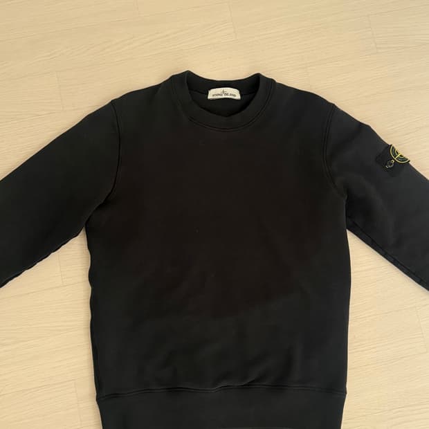 스톤아일랜드 맨투맨