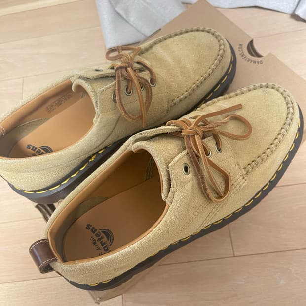 닥터마틴 로웰 버터스카치 