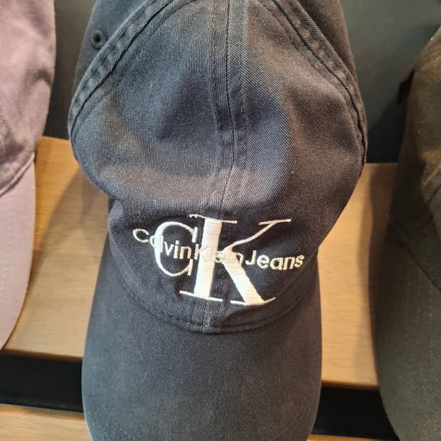 (마지막특가) 캘빈클라인 로고 볼캡 블랙