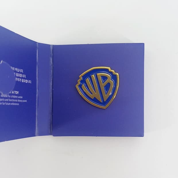 100주년 워너브라더스 WB 로고 메탈 핀뱃지 공식 굿즈 컬렉션 배지