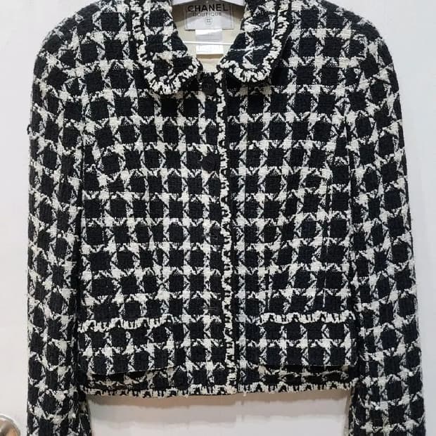 샤넬 트위드 자켓 42사이즈